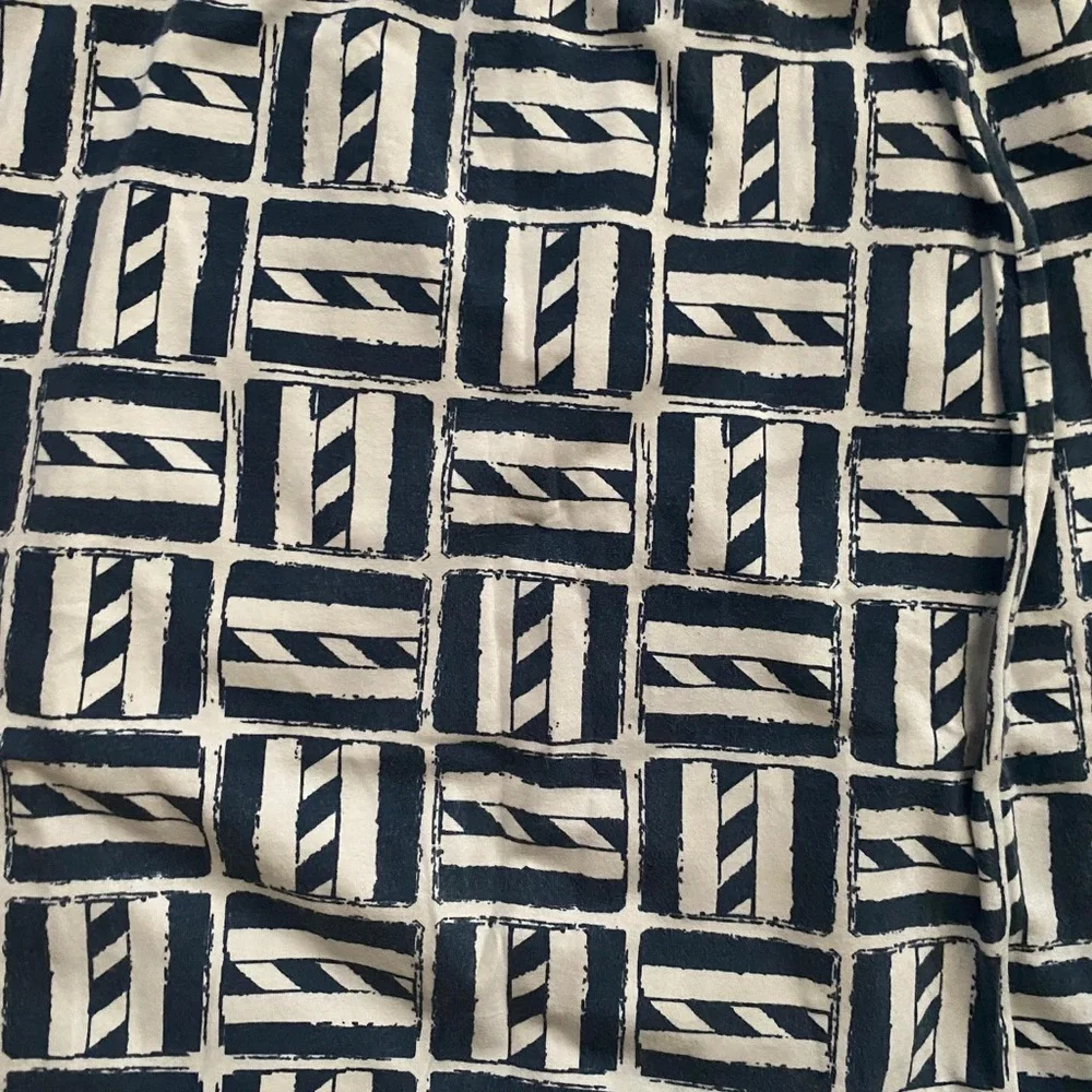 MAHI GOLD Black and White Pencil Skirt Knee-length Casual - Picture 2 of 3